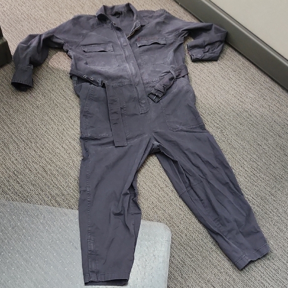 Banana Republic Utility Cargo Jumpsuit Size 16 - Picture 2 of 16